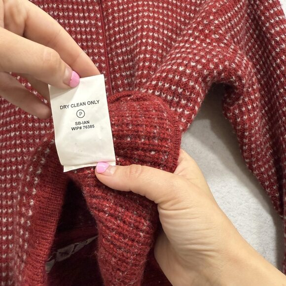 Woolrich Sweater Womens Large Ruby Red 100% Wool Full Zip Knit Cardigan Jacket - Picture 6 of 8